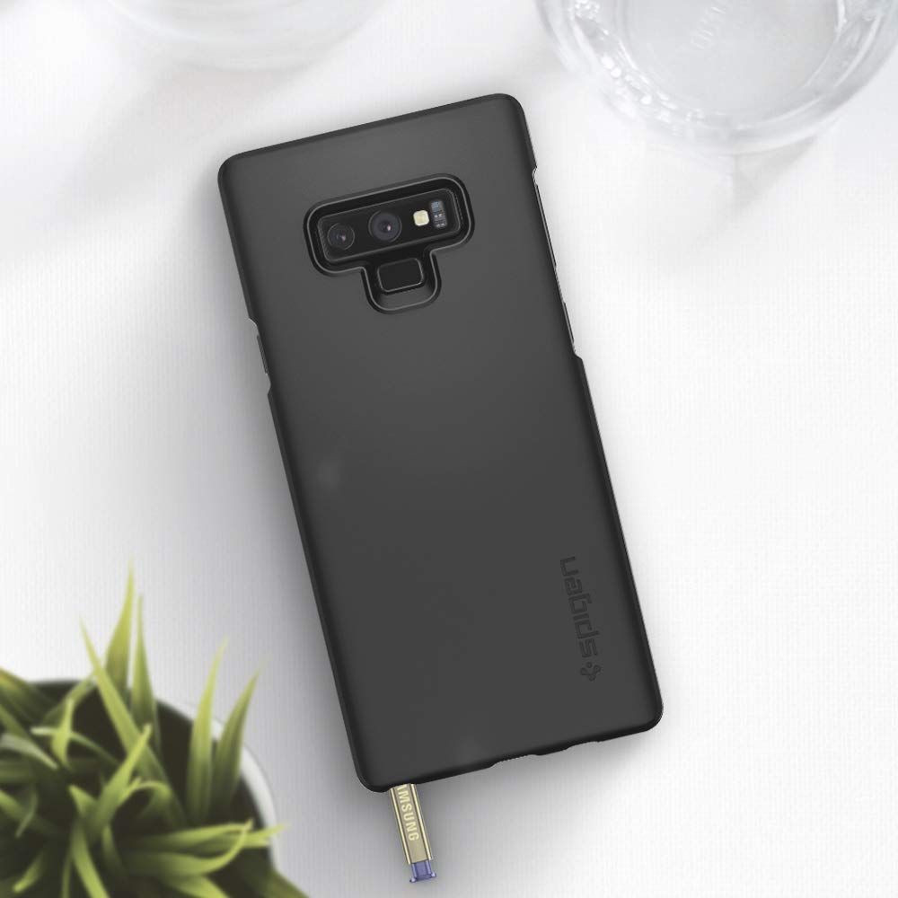 Husa telefon Spigen din Policarbonat - Moboid.ro