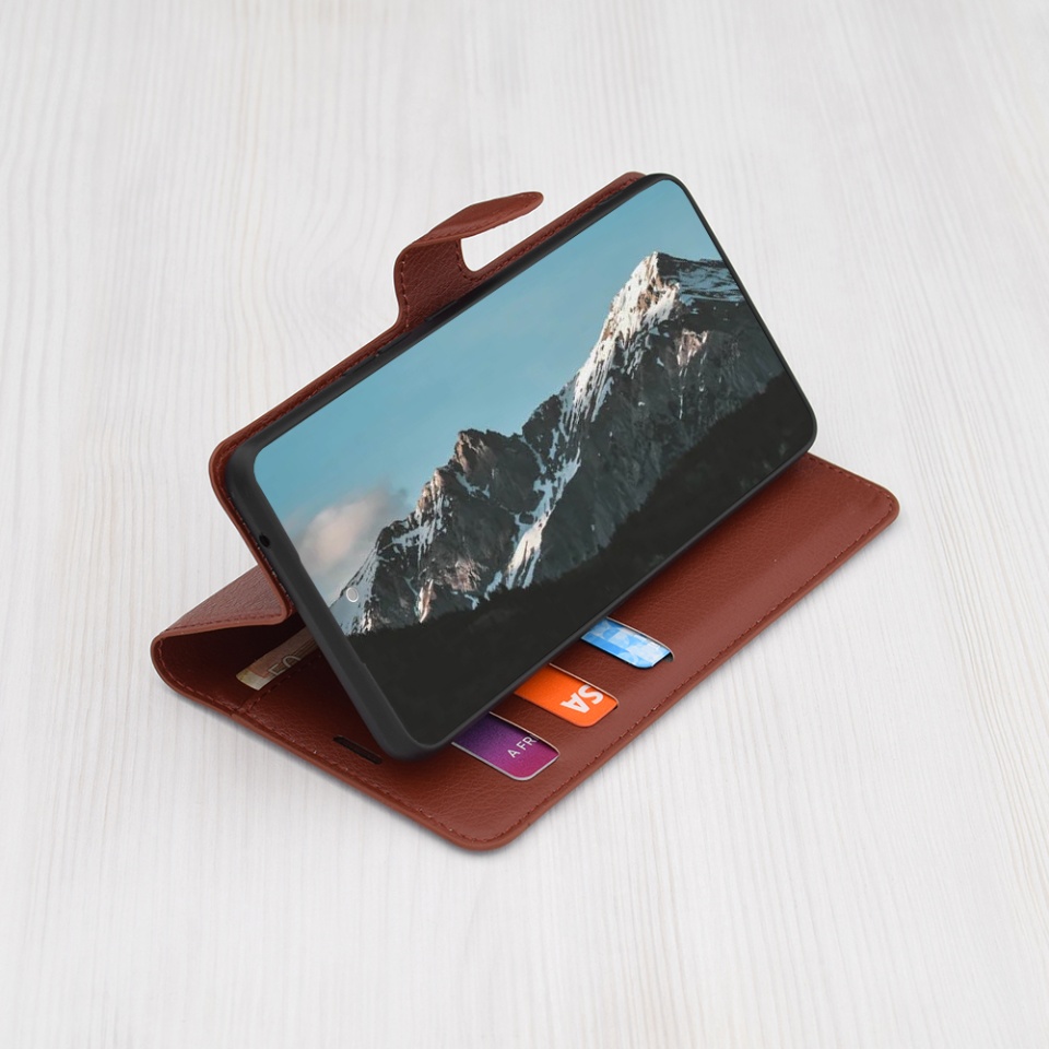 Husa pentru iPhone 13 Pro Max, SKYDDAR INNOVATION, Leather Folio, tip Carte, cu Portofel Interior, Finisaje Premium, Maro, set cu sticker - 1 | YEO