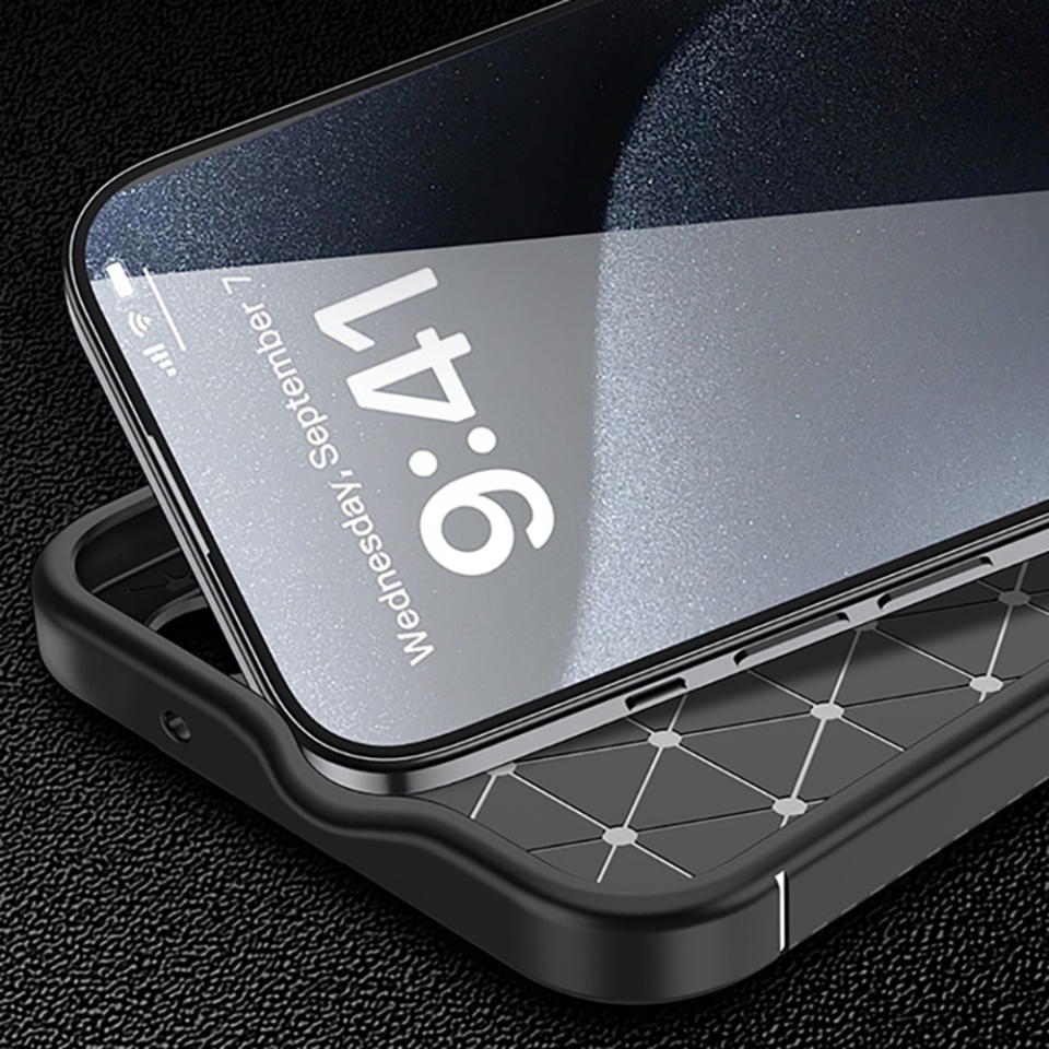 Husa pentru iPhone 16, SKYDDAR INNOVATION, CarbonFiber, Antisoc, Negru, set cu sticker - 3 | YEO
