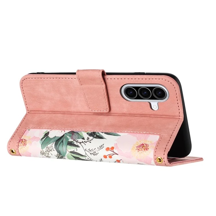 Husa pentru Samsung Galaxy A36 5G din Piele Ecologică cu Design Floral, Protecție 360°, Stand Integrat, Buzunare pentru Carduri, SKDR Floral Wallet - Roz - 3 | YEO