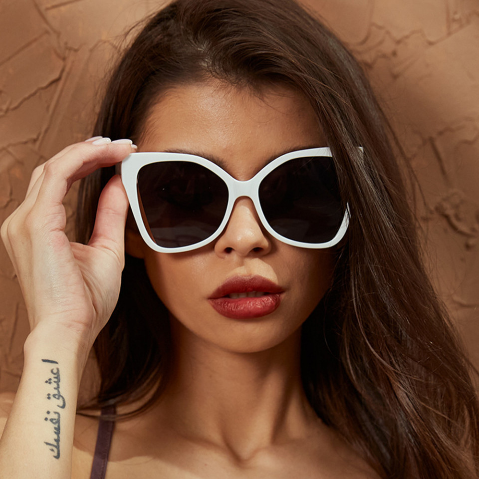 Ochelari de soare dama, rame Butterfly, Skyddar Vistta 5335 - Negru Gri - 3 | YEO