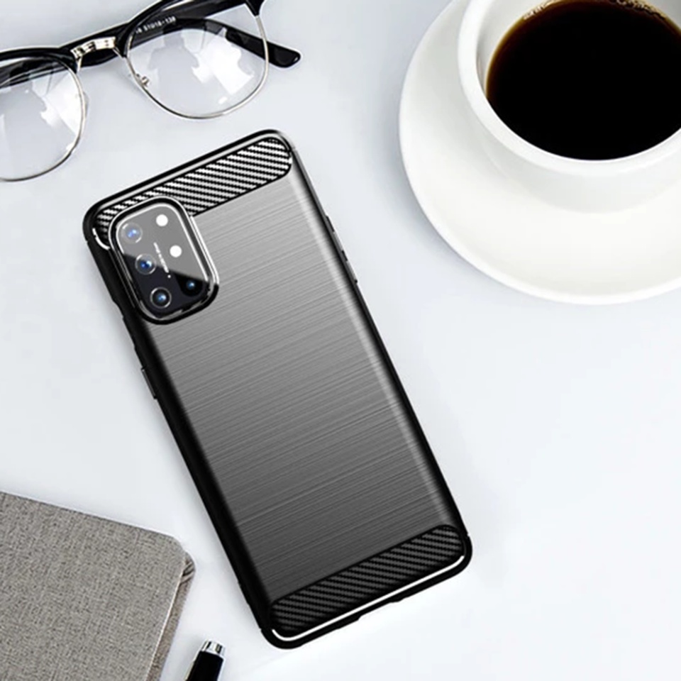 Husa pentru OnePlus 8T, SKYDDAR INNOVATION, Carbon Silicone, din Silicon Slim, cu textura Fibra Carbon, set cu sticker, Negru - 2 | YEO