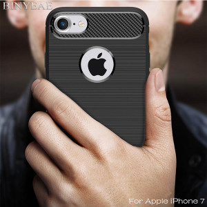 Husa iPhone 7 / 8 din silicon, Slim, cu textura Fibra Carbon - Negru - Img 4