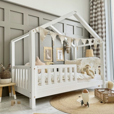 Pat Montessori tip casuta White Dream