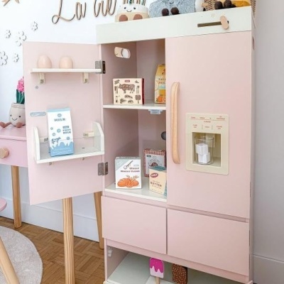 Frigider din lemn pentru copii Series Roz