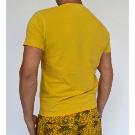 МЪЖКА ТЕНИСКА С ИЗБЕЛВАНЕ ПО ШЕВОВЕТЕ YELLOW OIL DYE - Img 2