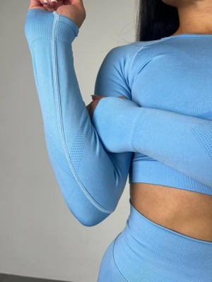 Set Albastru Deschis din Două Piese cu Top și Colanți, Design Seamless, Efect Push-up Evidențierea Siluetei, Inclusiv Bluza cu Mâneci Lungi - Img 10