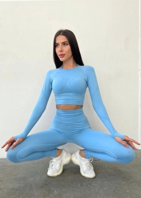 Set Albastru Deschis din Două Piese cu Top și Colanți, Design Seamless, Efect Push-up Evidențierea Siluetei, Inclusiv Bluza cu Mâneci Lungi - Img 5