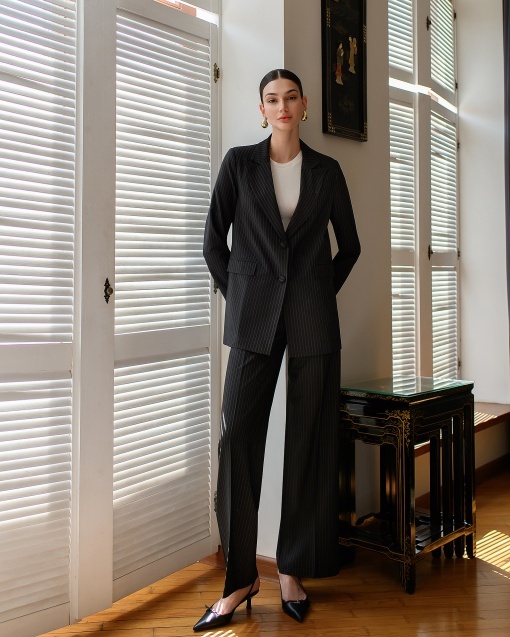 Costum Elegant