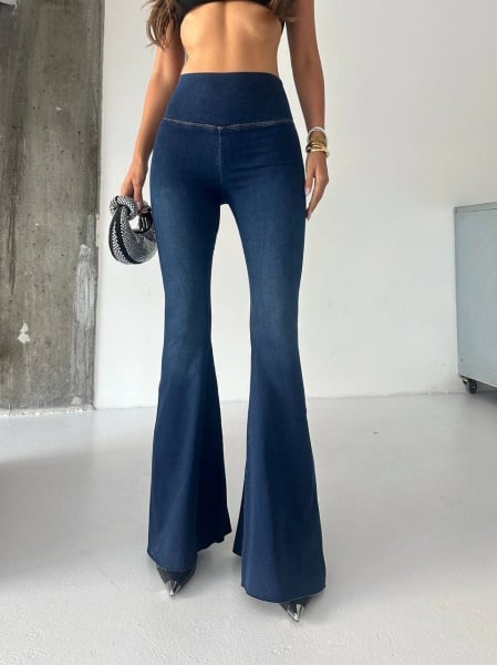 Colanti evazati cu aspect denim