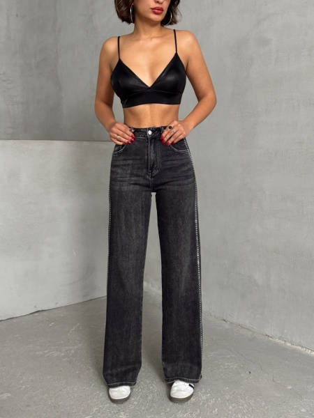 Blugi evazati accesorizat cu strasuri pe lateral - Img 2