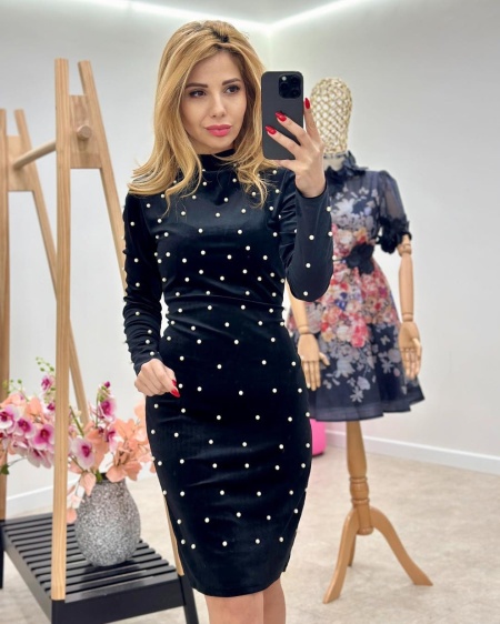Rochie eleganta din catifea cu perle