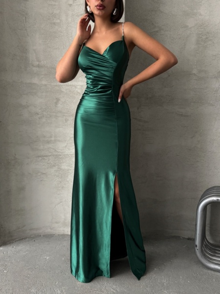 Rochie eleganta lunga cu bretele din strasuri