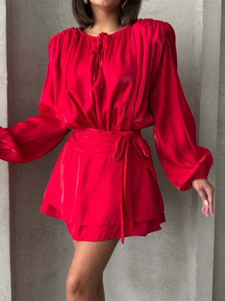 Rochie eleganta scurta cu maneca lunga si cordon in talie