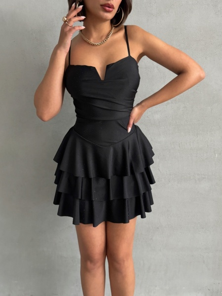 Rochie eleganta cu volane cu aplicatii din strasuri