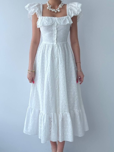 Rochie midi brodata cu nasturi