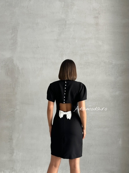 Rochie scurta cu funda la spate