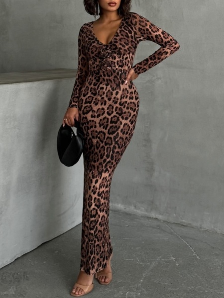 Rochie animal print cu accesoriu pampon