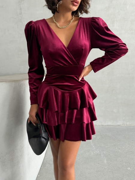 Rochie eleganta scurta din catifea cu volane