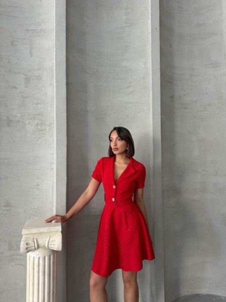 Rochie scurta cu aplicatii din strasuri si accesoriu curea