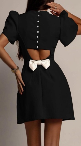 Rochie scurta cu funda la spate