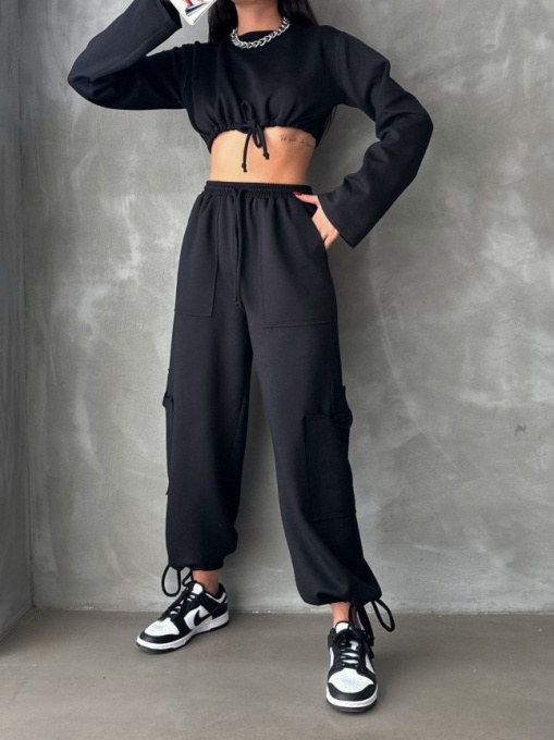 Trening dama cu bluza scurta