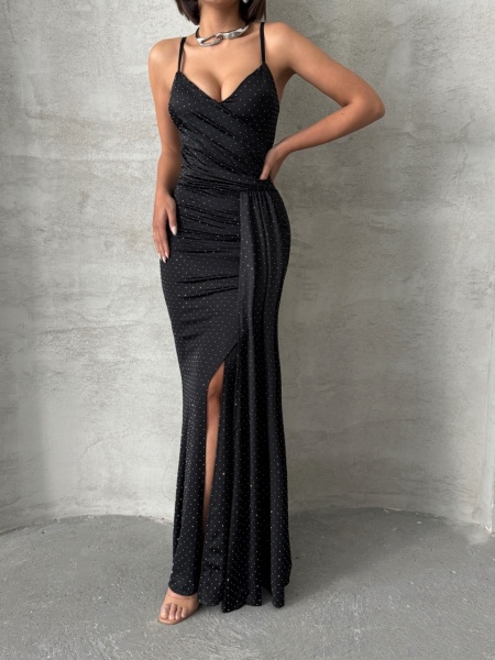 Rochie eleganta lunga cu bretele accesorizata cu strasuri