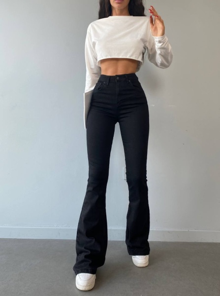 Blugi evazati elastici simpli