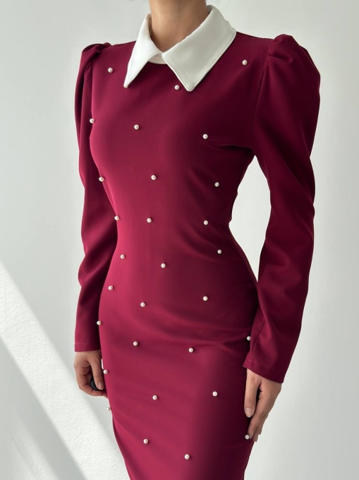 Rochie eleganta lunga accesorizata cu perlute