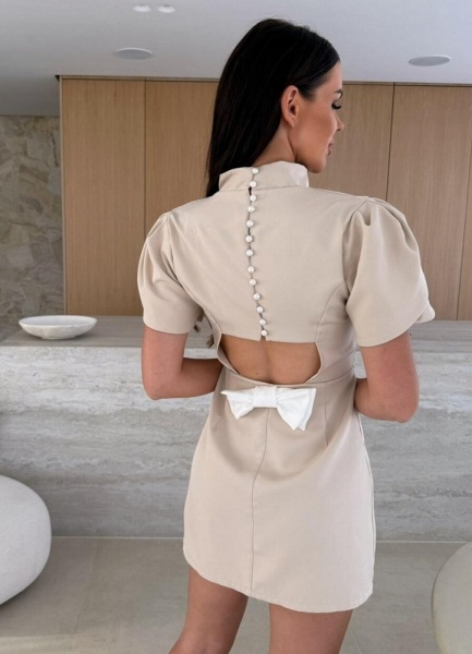 Rochie scurta cu funda la spate