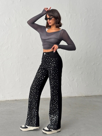 Blugi evazati accesorizati cu pietre decorative - Img 2