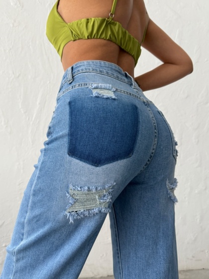 Blugi evazati cu rupturi la spate - Img 1