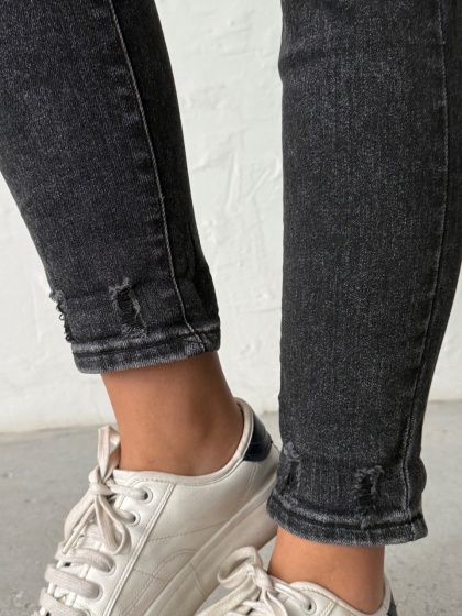 Blugi mom fit elastici cu mici rupturi - Img 7