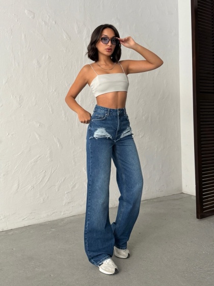 Blugi wide leg cu abraziuni în față - Img 5