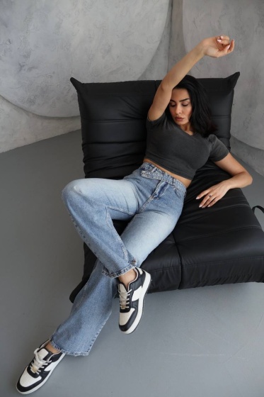 Blugi wide leg cu betelie petrecuta - Img 4