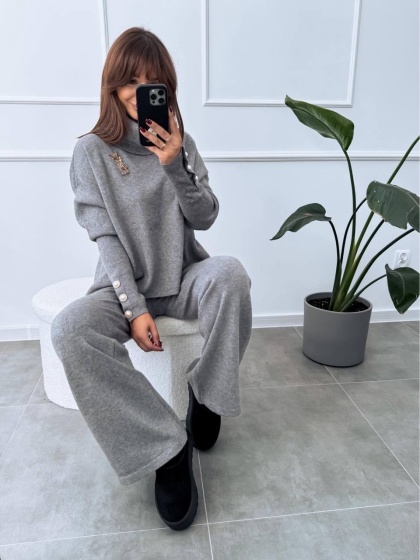 Compleu din tricot cu pantaloni evazati - Img 3
