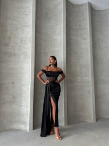 Rochie eleganta lunga cu detaliu transparent - Img 4