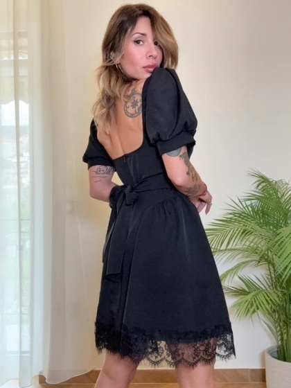 Rochie scurtă cu garnitura din dantela si funda la spate - Img 4