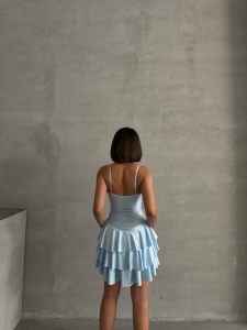 Rochie eleganta cu volane si aplicatii din strasuri - Img 3