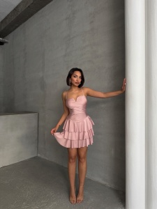 Rochie eleganta cu volane si aplicatii din strasuri - Img 4