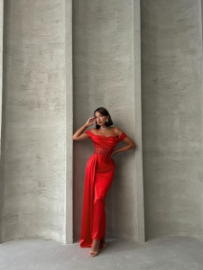 Rochie eleganta lunga cu detaliu transparent - Img 3