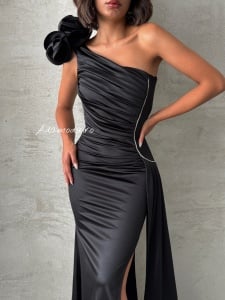 Rochie eleganta lunga din satin cu accesoriu pampon - Img 1