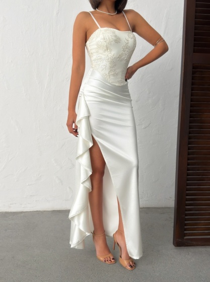 Rochie lunga eleganta din satin cu bust brodat si paiete - Img 1