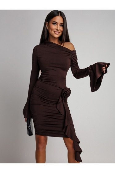 Rochie scurtă din lycra cu accesoriu tip pampon detașabil