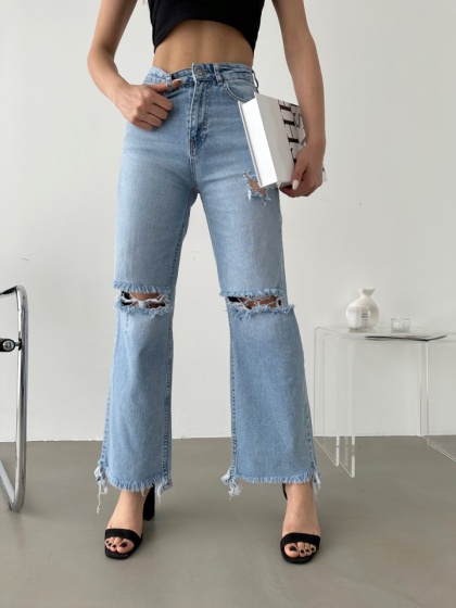 Blugi evazați cu rupturi - Img 2