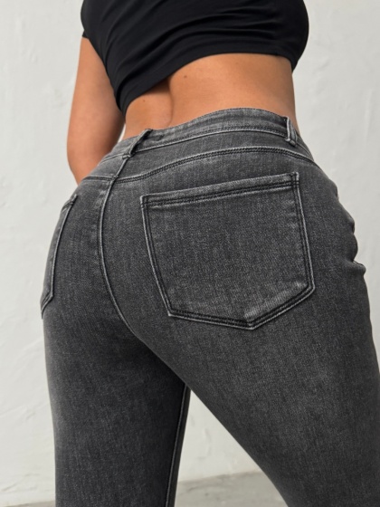 Blugi skinny elastici cu design zgariat - Img 8