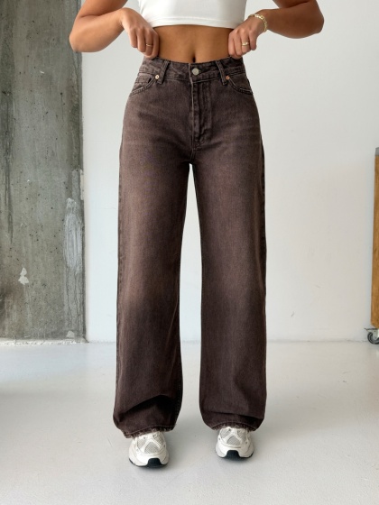 Blugi wide-leg cu rupturi pe posterior - Img 3