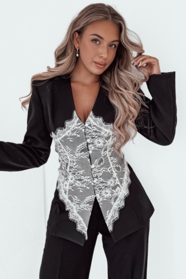 Costum cu pantalon evazat si detaliu dantela - Img 2