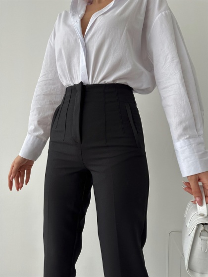 Pantaloni dama conici