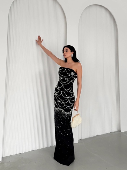 Rochie eleganta lunga cu detalii strasuri si perle - Img 4